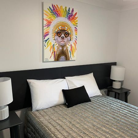 South Tamworth Motor Inn Bagian luar foto