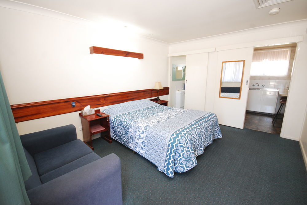 South Tamworth Motor Inn Bagian luar foto