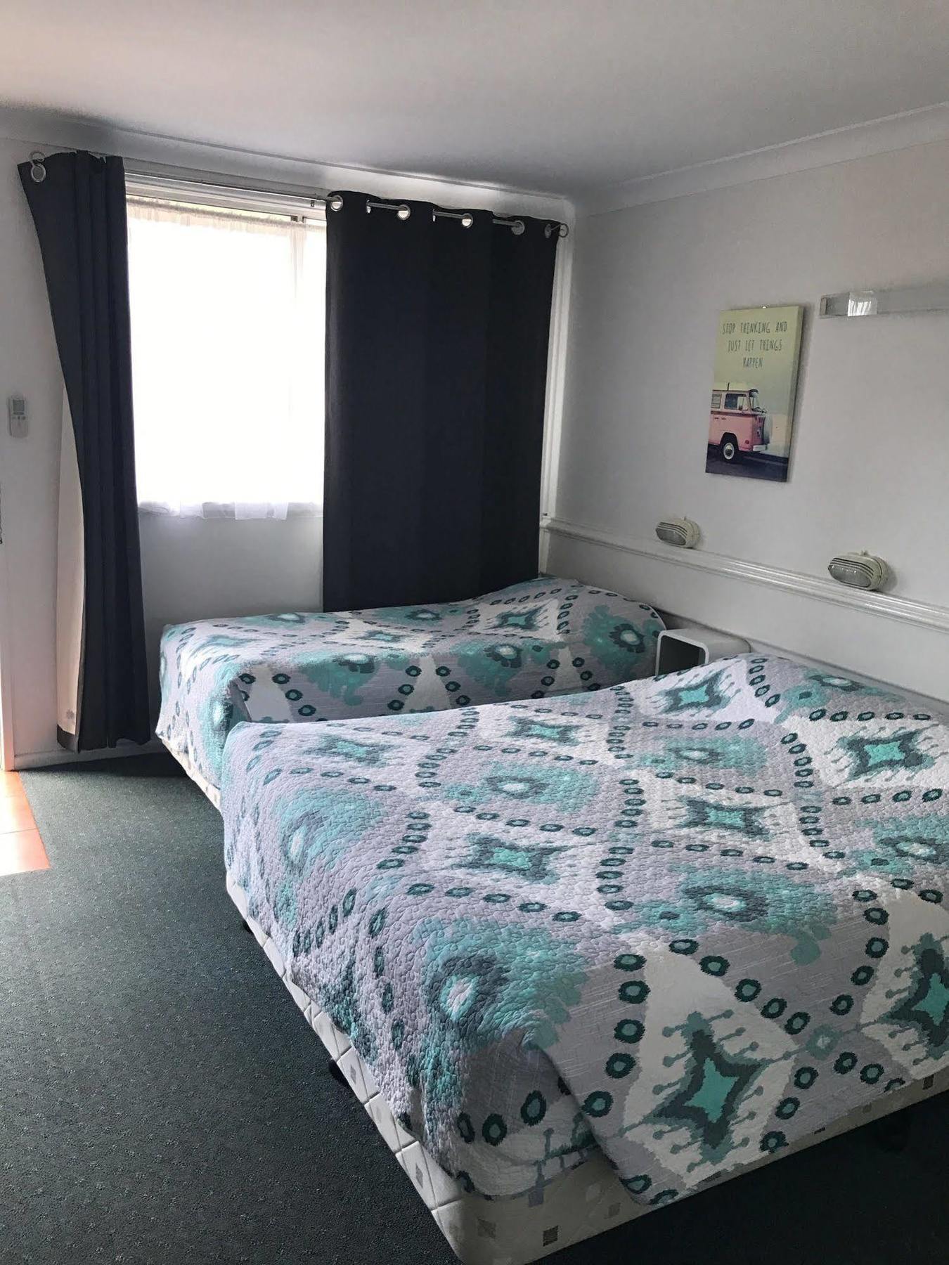 South Tamworth Motor Inn Bagian luar foto