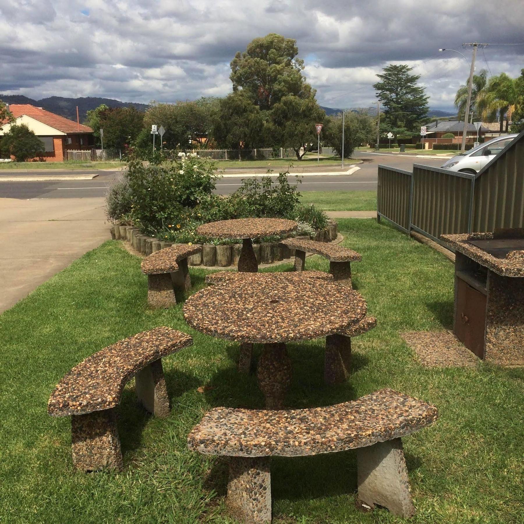 South Tamworth Motor Inn Bagian luar foto