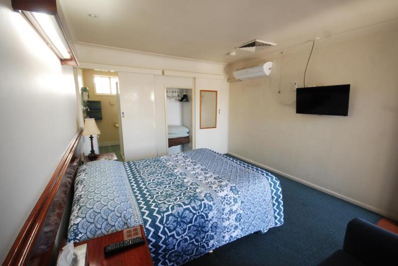 South Tamworth Motor Inn Bagian luar foto
